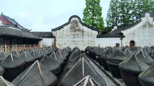 江南传统工艺黄豆酱的酱园晒场