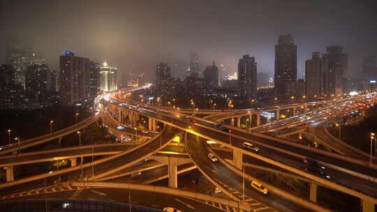 上海市中心天际线，中国在亚洲城市。摩天大