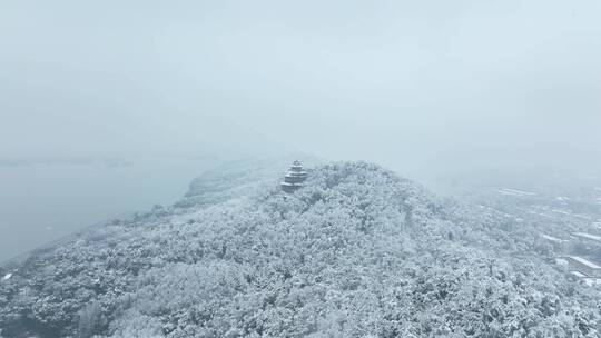 武汉东湖风景区冬季雪景风光