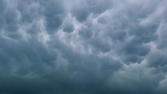 低空积雨云天气景象