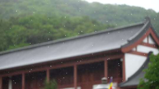 古建筑屋檐下雨空镜头大雨小雨雨季谷雨惊蛰