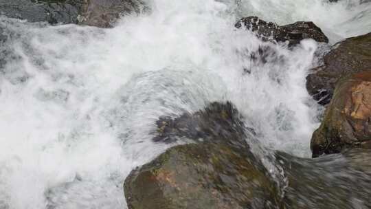 清澈河水河流水源水流溪流溪水