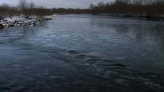 冬季河流自然风光景象