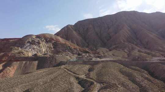 祁连山停产采矿区