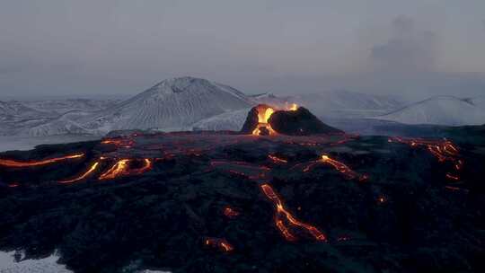 冰岛火山爆发航拍