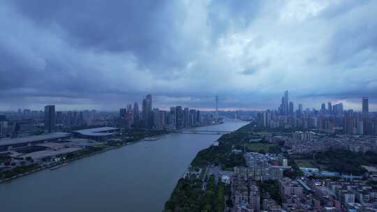 广州局部下雨航拍