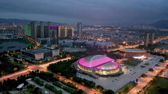 义乌梅湖体育馆夜景航拍视频素材模板下载