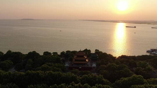 湖面夕阳落日，日落倒影视频素材模板下载