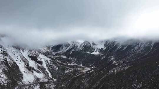 4K航拍四川九寨沟黄龙景区五彩池