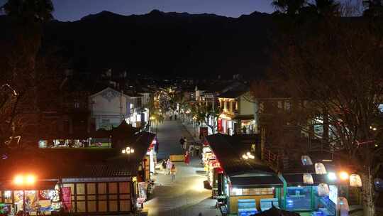 云南旅游大理古城夜晚街景