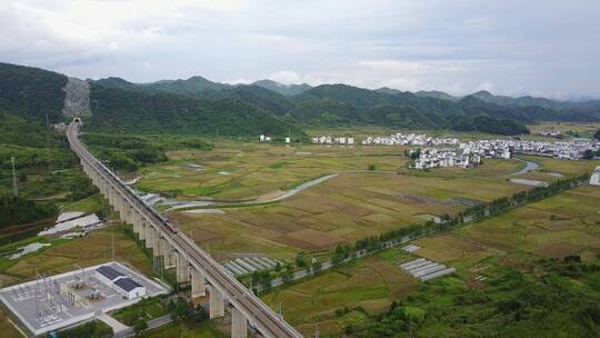 航拍美丽的高速公路及高架桥