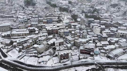 村落雪景俯瞰