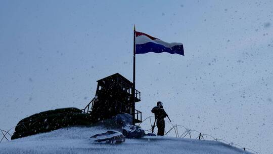 边境上的荷兰士兵视频素材模板下载