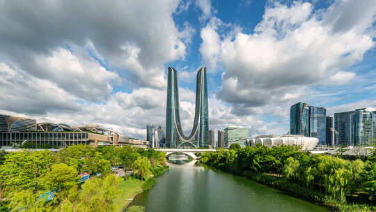 【4K超清】杭州东方之门河流蓝天白云延时