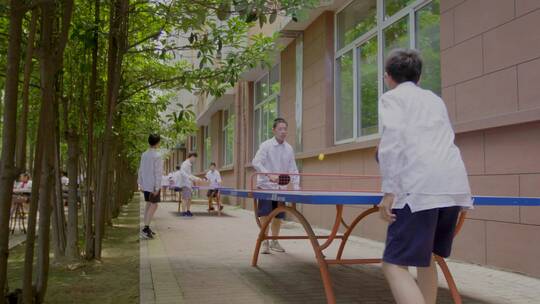 小学生乒乓球体育活动