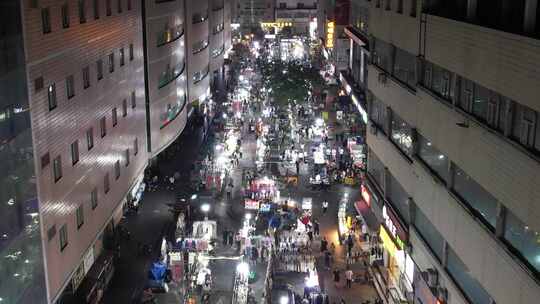 城市夜市步行街夜景人流航拍