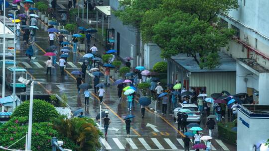 【正版8K素材】深圳下雨人流延时视频素材模板下载