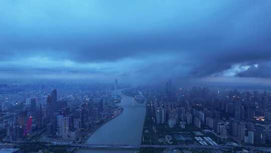 雨季强对流天气的广州航拍