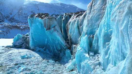 航拍手持来古冰川蓝冰冬季然乌湖视频素材模板下载