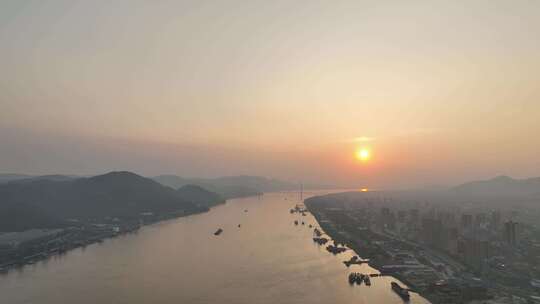 长江日落航拍长江日出长江河流晚霞风景