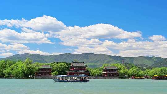 蓝天白云北京颐和园皇家园林天际线风景