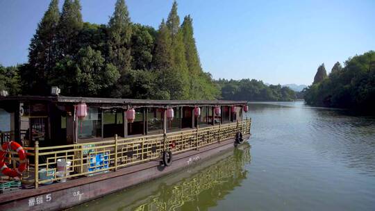 浙江绍兴柯岩景区鉴湖景区游船视角