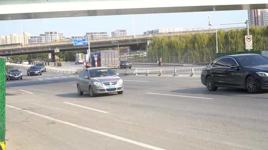 汽车 轿车 马路 道路 车流 交通