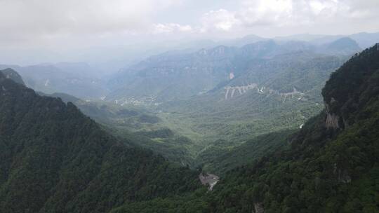 祖国壮丽山河连绵起伏高山