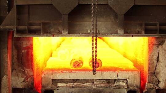 小炼钢厂炼铁炼钢视频素材模板下载