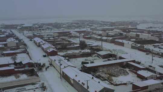 内蒙古 乌兰察布 小村庄 下雪