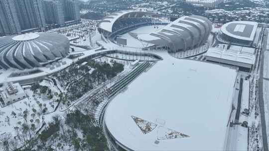 岳阳市体育馆雪景