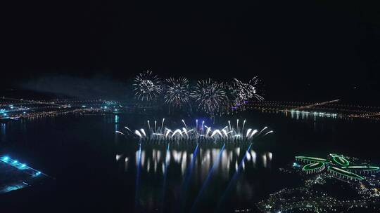 上海临港滴水湖夜景烟花秀【4K】视频素材模板下载