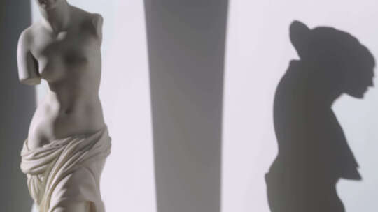 断臂维拉斯雕像光影视频素材模板下载