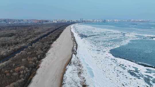 秦皇岛冬季海边冻海