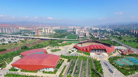 海东市 城市 航拍 城市建设 体育馆