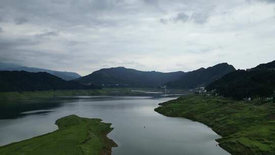 雅女湖 绿水青山 风景 山水 山河 壮丽