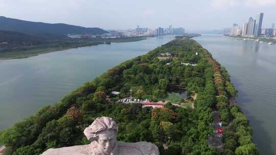 航拍长沙橘子洲头湘江两岸江景城市天际线