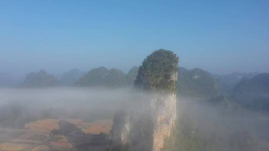 广西山川云海