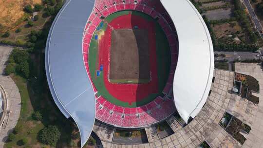 江西南昌艾溪湖奥体中心体育馆蓝天白云