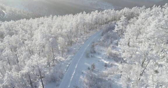 零下40度的低温航拍大兴安岭冰雪雾凇