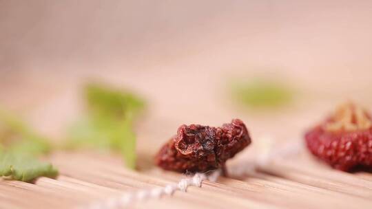 中药炖肉去腥泡茶花草茶五味子