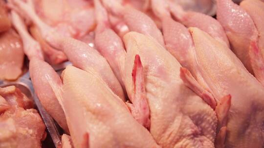【镜头合集】肉类市场超市卖整鸡鸡肉