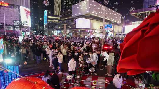 长沙黄兴路步行街夜景人山人海