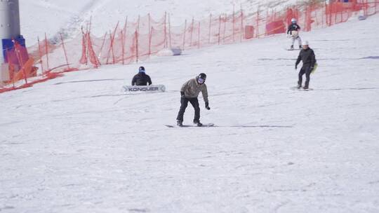 实拍滑雪