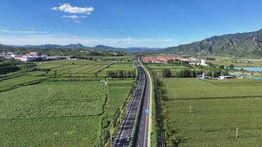 山间乡村道路