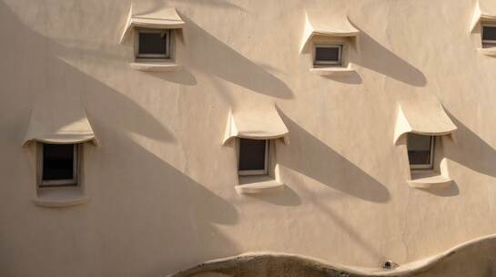 巴塞罗那城市米拉之家墙面建筑光感延时视频素材模板下载