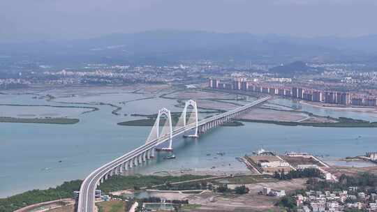 广东茂名水东湾大桥航拍视频素材模板下载