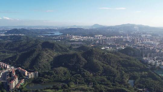 东莞市区黄旗山风光航拍