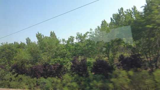 沿途高铁火车窗外风景旅途风光实拍
