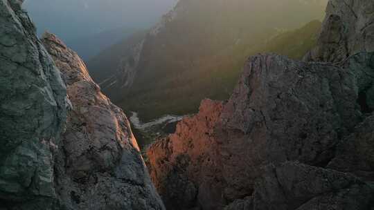 白云石，山脉，山谷，岩石